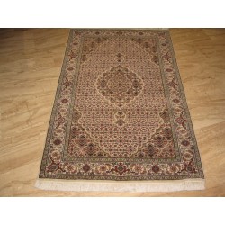 Tabriz Design Wolle und Seide 159cm x 97cm